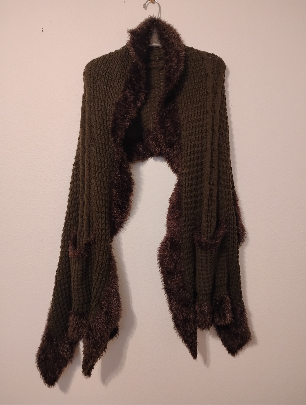 Unbranded Wool Blend Knit Shawl Scarf Faux Fur Trim Pockets